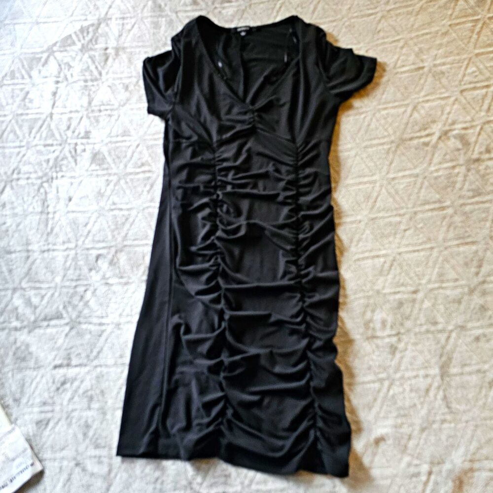 Ambiance Women's Black Ruched V-Neck Cap Sleeve Sheath Knee-Length Dress L